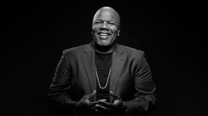 Photo of comedian Earthquake